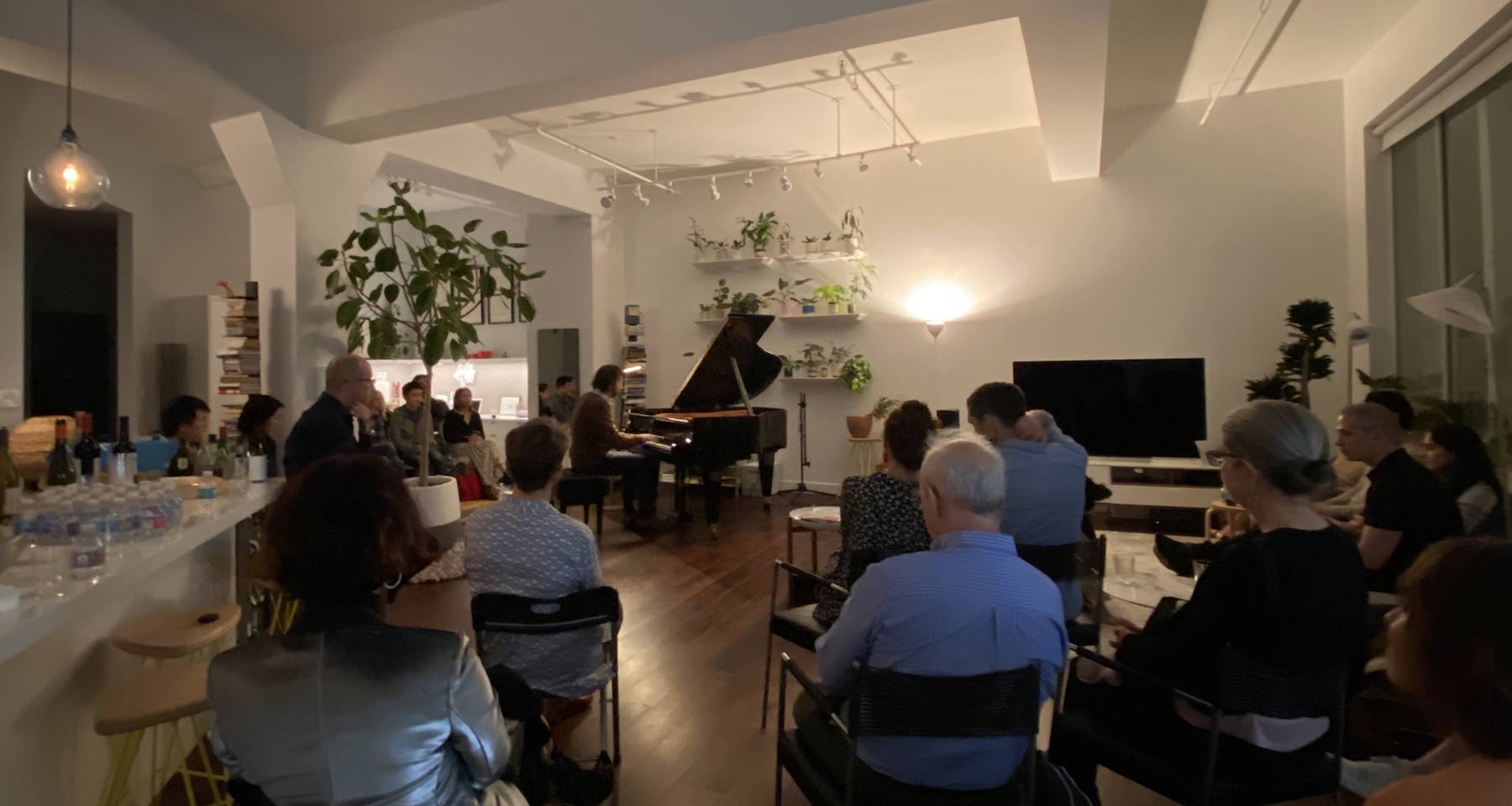 Classical Music in NOMAD with Riverbank Duo with Cello and Piano